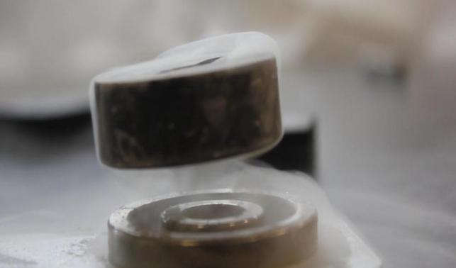 攻堅克難 潛心鉆研——“人民科學(xué)家”國家榮譽稱號獲得者趙忠賢