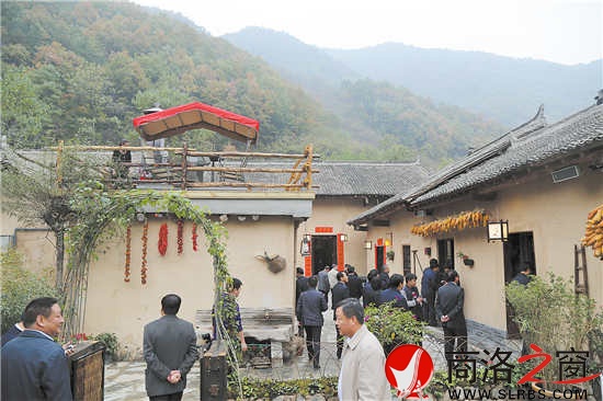讓原生態(tài)的鄉(xiāng)村美起來(lái)，留住了鄉(xiāng)愁，留住了回憶。